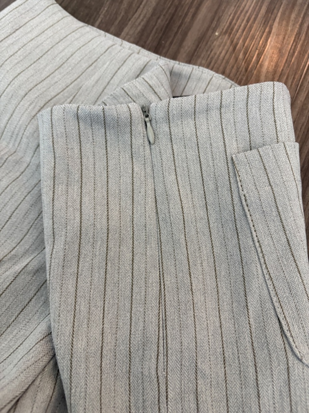 Lioness Chloe Shorts ASH STRIPE Grey Pinstripe Mini Micro Short - Picture 8 of 14
